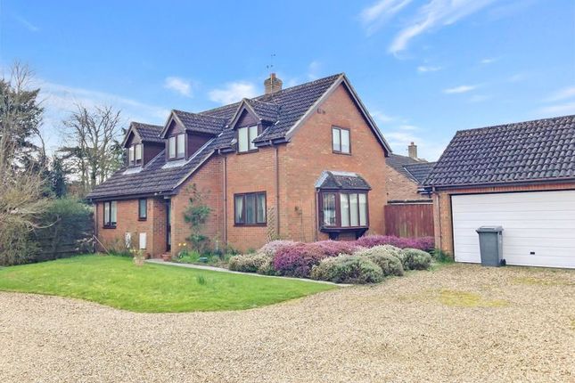 Thumbnail Detached house for sale in Chelwood Court, Warminster