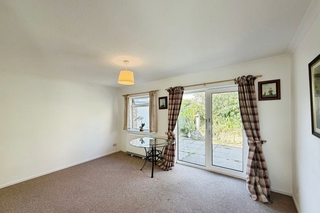68, Manor Way, Cornwall photo 3