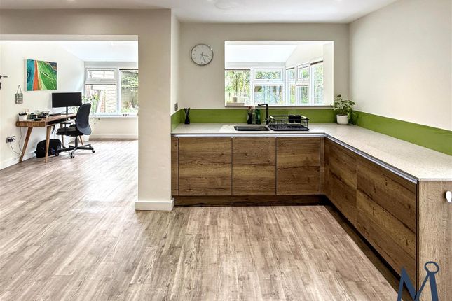 2, Gillamore Drive, Coalville photo 3