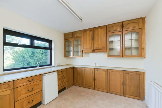 73, Bevendean Crescent, Brighton photo 4