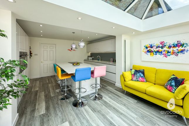 10, Wickford Way, Reading photo 2