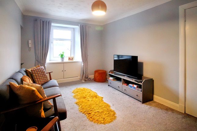 Thumbnail Flat for sale in High Street, Dunblane