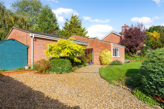 Bath Road, Woolhampton, Reading, Berkshire RG7, 4 bedroom bungalow for ...