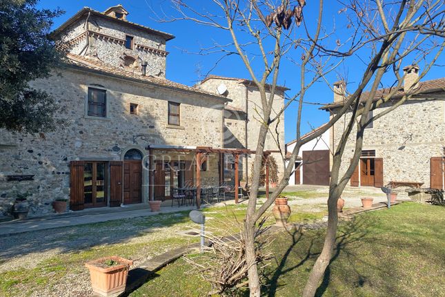 Villa for sale in Anghiari, Arezzo, Tuscany
