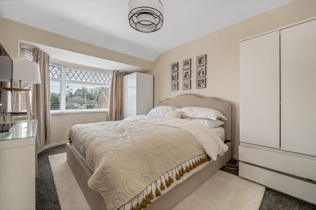 10 Mayfield Drive, Wigston photo 4
