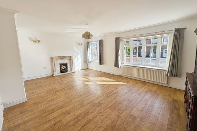 19, Woodpecker Close, Skellingthorpe photo 3