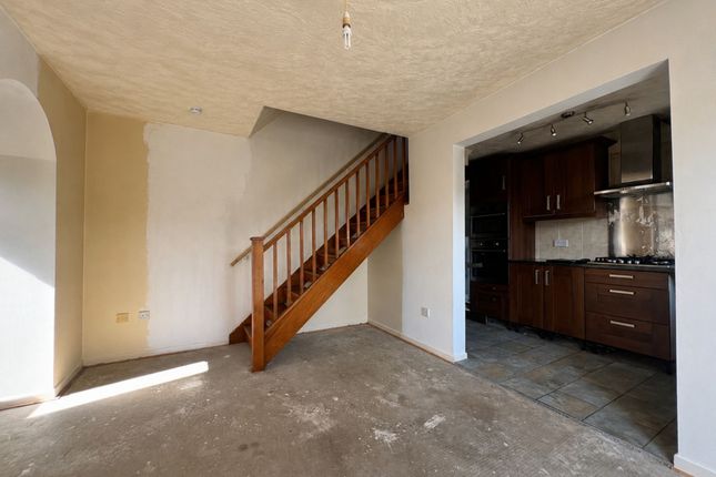 86 Little Normans, Gloucester photo 4