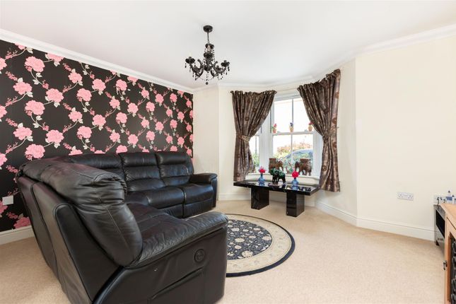 72, Charlotte Avenue, Hitchin photo 4