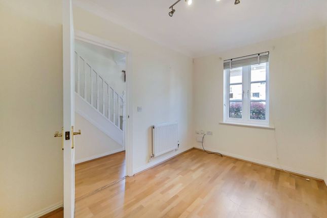 Semi-detached house to rent in Goodhall Close HA7, Stanmore,