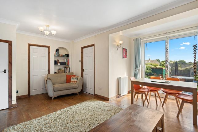 4, Ocean Road, Hartlepool photo 4