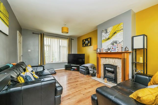99, Brandish Crescent, Nottingham photo 2