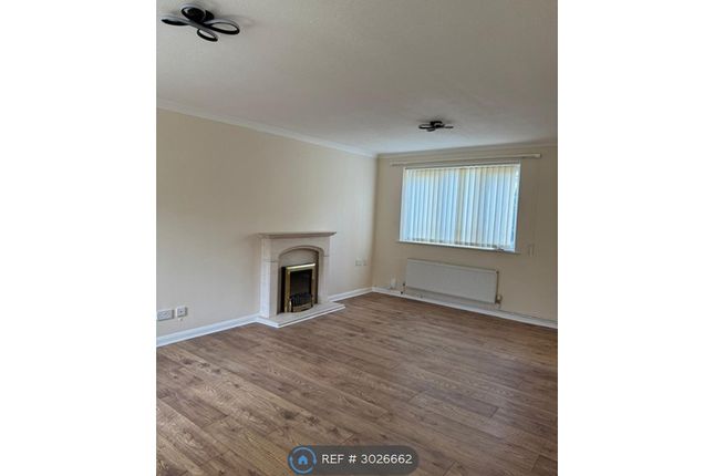 Ormesby Close, Aylesbury photo 2
