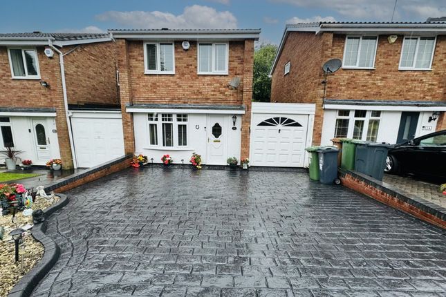 Thumbnail Detached house for sale in Miles Meadow Close, Willenhall