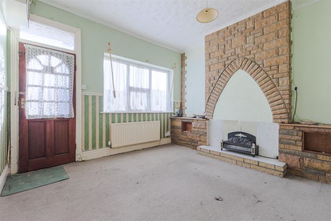 27, Cemetery Road, Scunthorpe photo 4