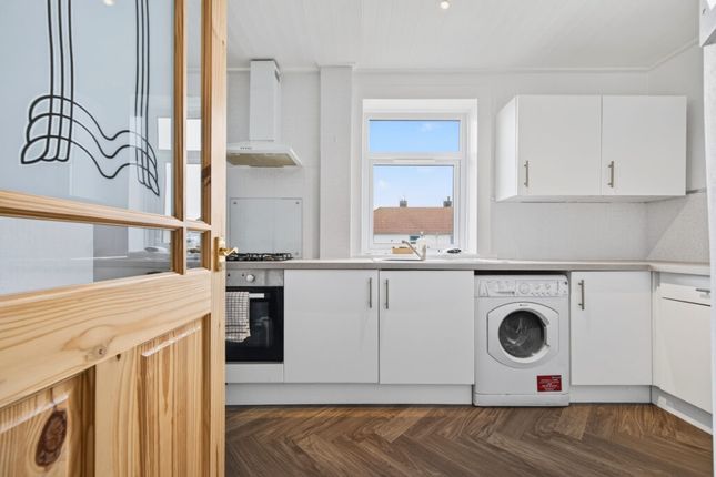 12, Lynn Avenue, North Ayrshire photo 4