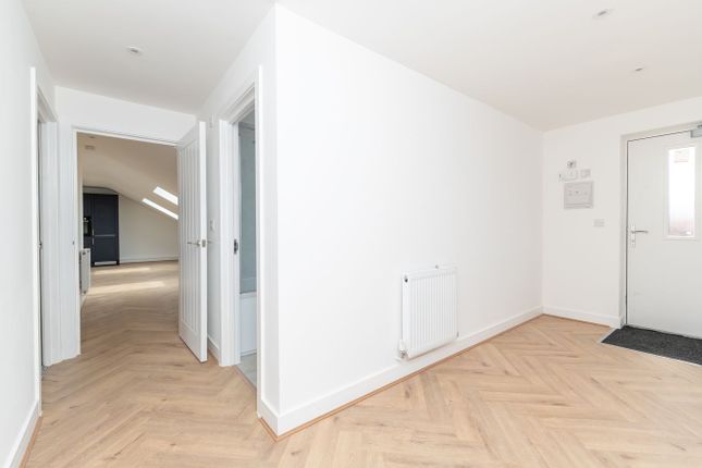 Apartment 8, Hitchin Street, Baldock photo 4