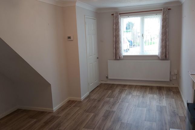 37, SWANSEA photo 3