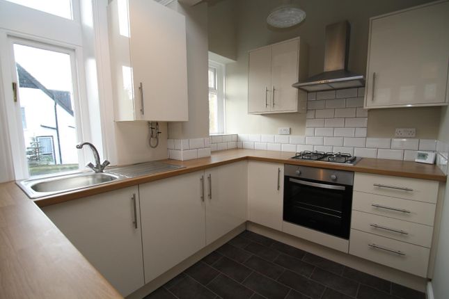 Flat 1, 107, Bolling Road, West Yorkshire photo 3