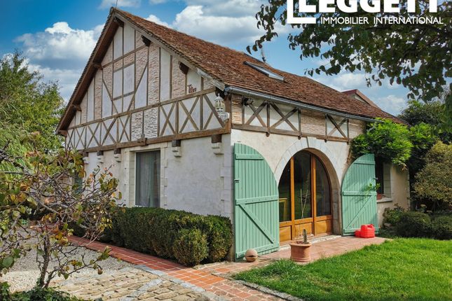 Thumbnail Villa for sale in Mennetou-Sur-Cher, Loir-Et-Cher, Centre-Val De Loire