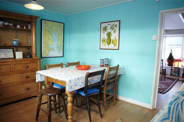 Anchor Cottage, 1, North Place, Cornwall photo 5