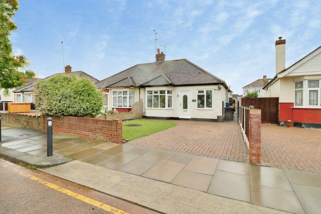 2-bed house on 110, Thornford Gardens, Southend-on-sea, £1,500/mo