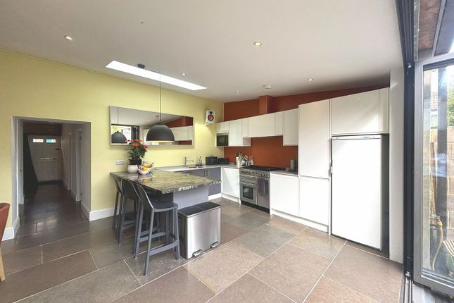 22, Haw Street, Wotton-under-Edge photo 2