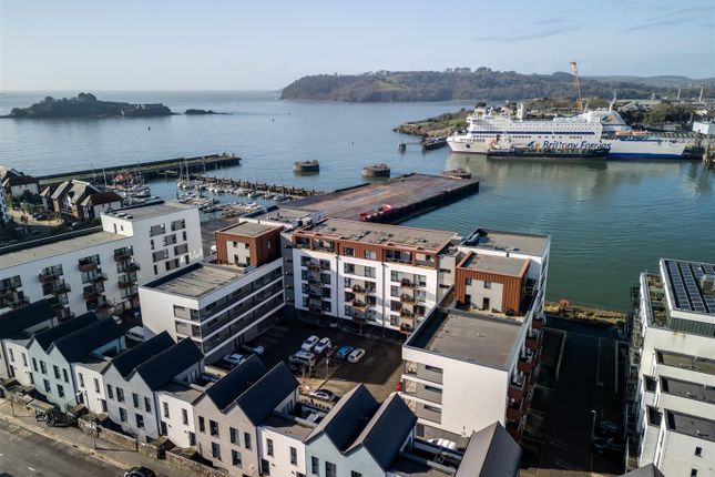 Thumbnail Flat for sale in Willoughby Way, Plymouth