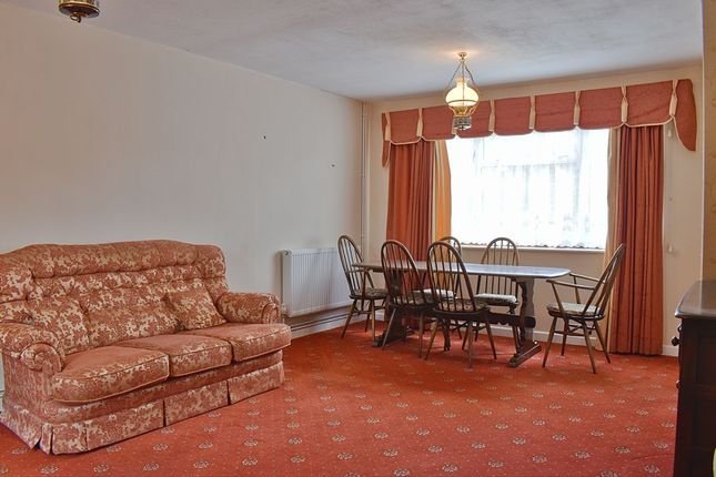 133, Grange Road, Newark photo 4