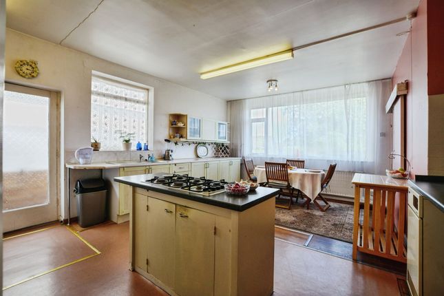 24, Youlgrave Avenue, Mablethorpe photo 5