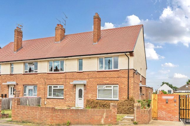 2-bed flat on 24, Mawney Close, Romford, £225,000
