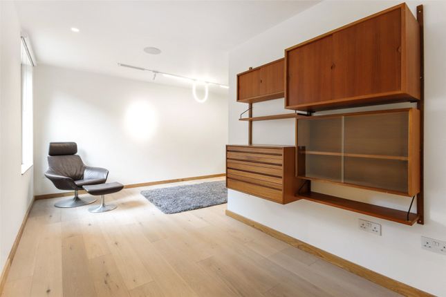 Bedroom/Study