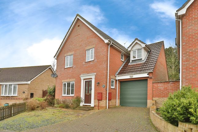 Thumbnail Detached house for sale in Kingfisher Close, Fakenham