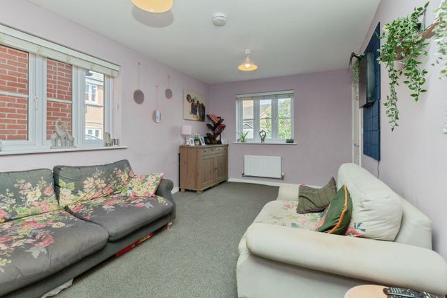 34, Barrowcliff Way, Leicester photo 4
