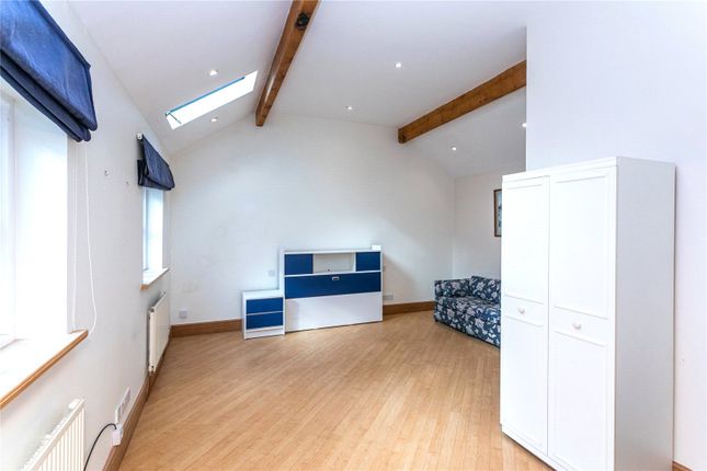 Play Room/Bed