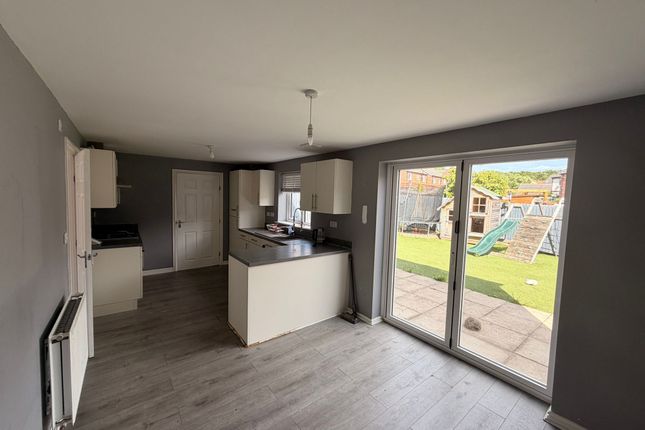11, Portland Road, Doncaster photo 4