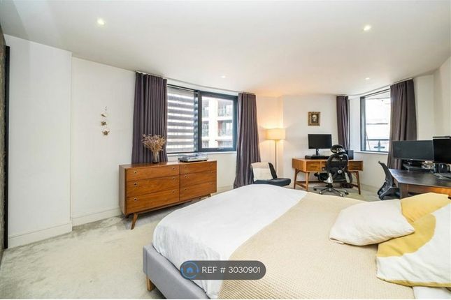 Flat, Southwark Bridge Road, London photo 2