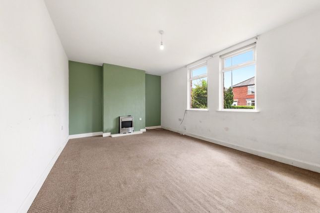 9, Taylor Grove, Leeds photo 3