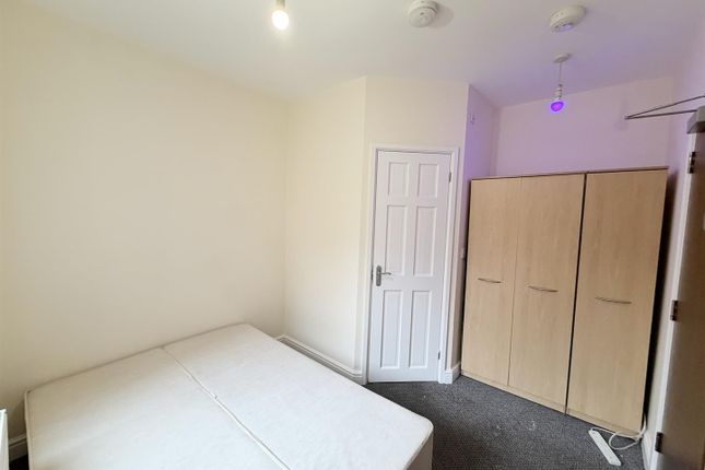 Cavendish Street, Nottinghamshire photo 3