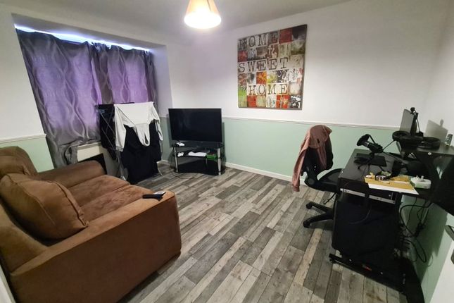 Thumbnail Flat to rent in St. James Court, Coventry, West Midlands