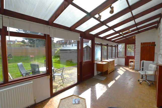 Bungalow for sale in Carrington Avenue, Hounslow