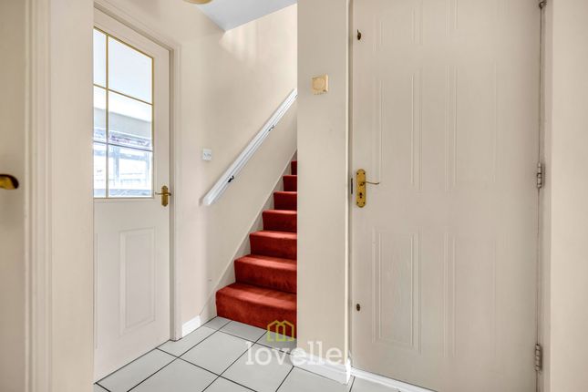 9 Hampton Close, Cleethorpes photo 4
