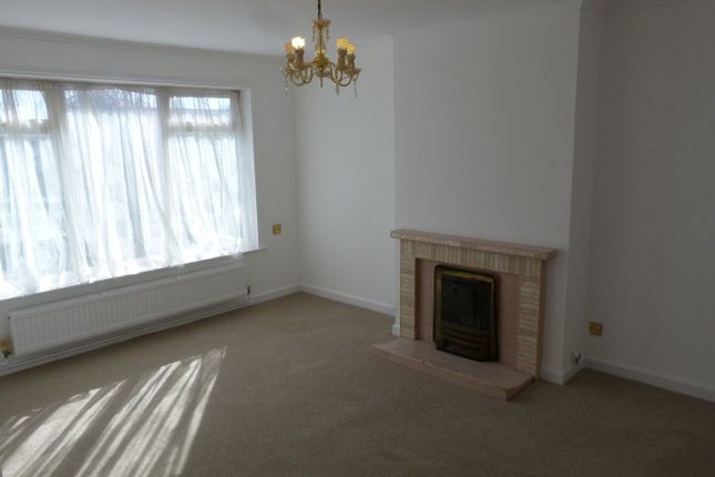 26 Coniston Avenue, Ramsgate photo 2