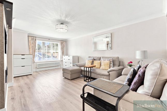 3, Silver Birch Mews, Essex photo 4
