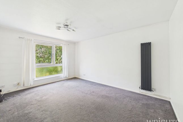 38, Aldbury Grove, WELWYN GARDEN CITY photo 4