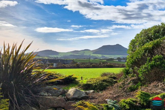 Pen'rhewl, 16 Wern Y Wylan, Pwllheli photo 2