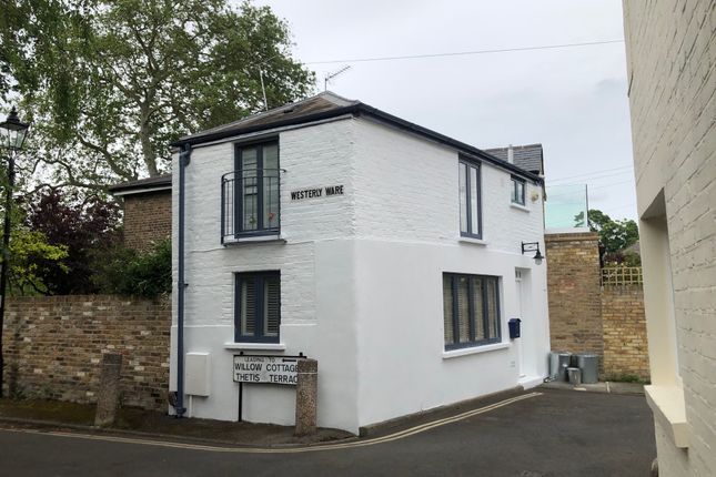 Link-detached house to rent in Westerley Ware, Kew, Richmond