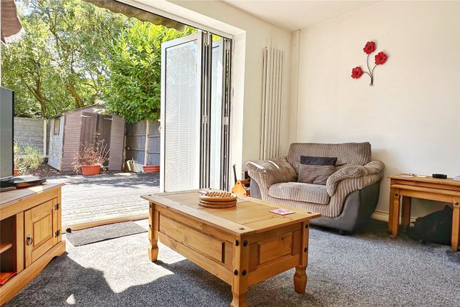 45, Hawthorn Road, Manchester photo 2