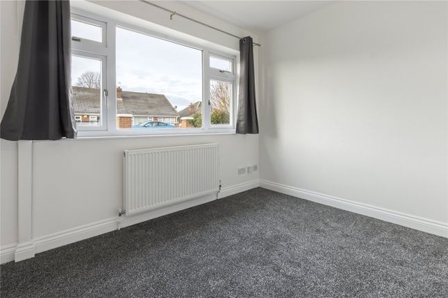 25, Lavenham Road, Grimsby photo 4