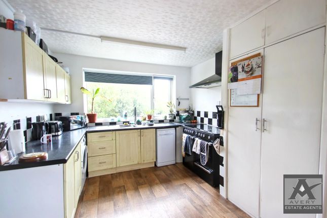 Winterstoke Road, Weston-Super-Mare photo 3