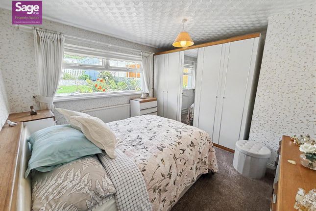 32, Risca Road, Newport photo 4